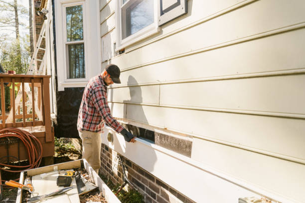 Top rated local Storm Damage Siding Repair specialists in Hadlyme, CT